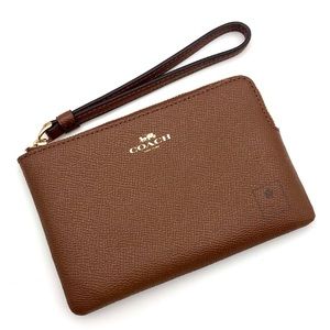 Coach - Wristlet - Saddle